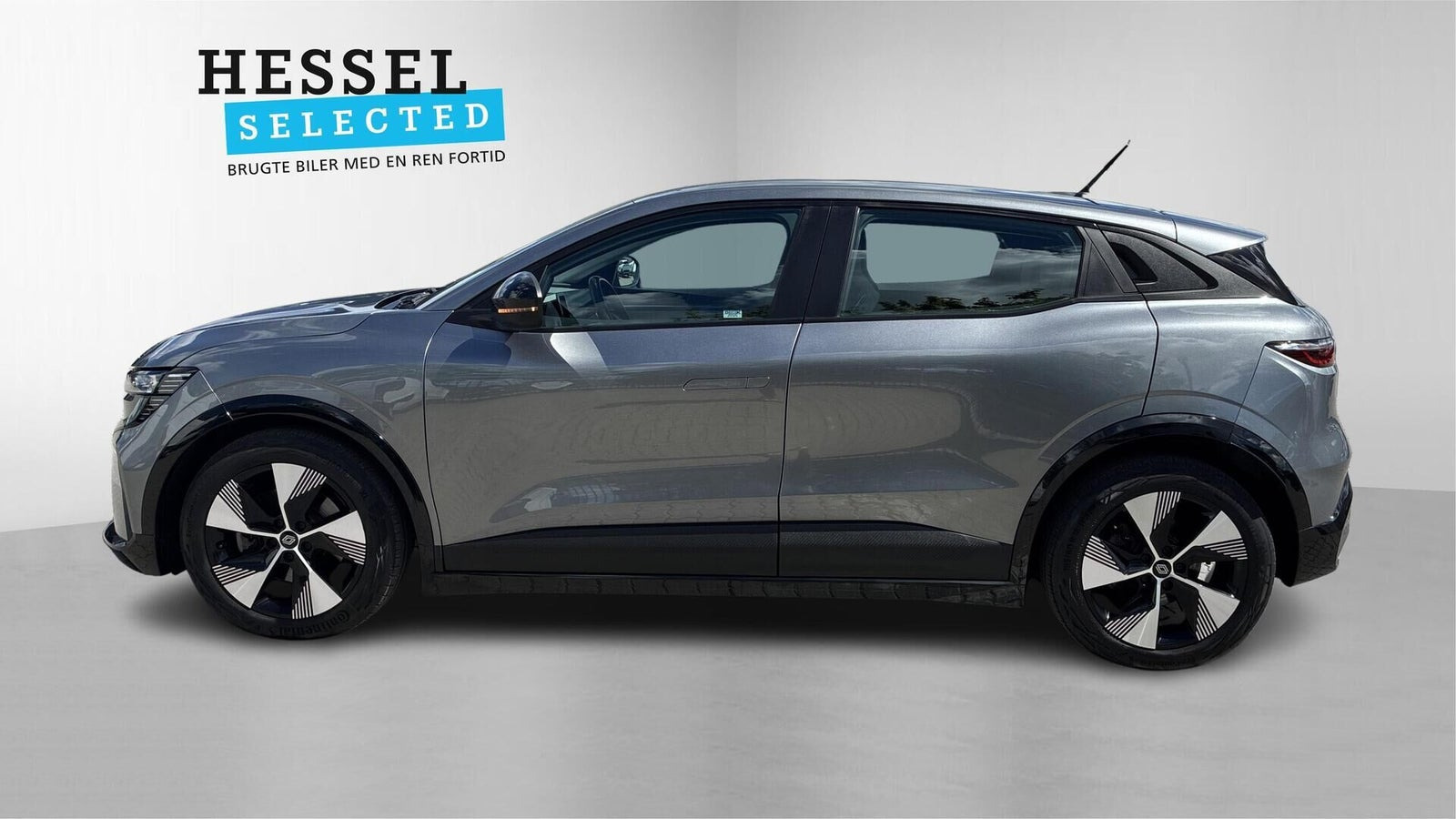 Grå Renault Megane E-Tech fra 2023