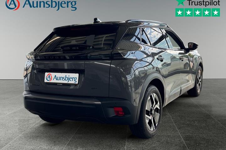 Grå Peugeot e-2008 fra 2025