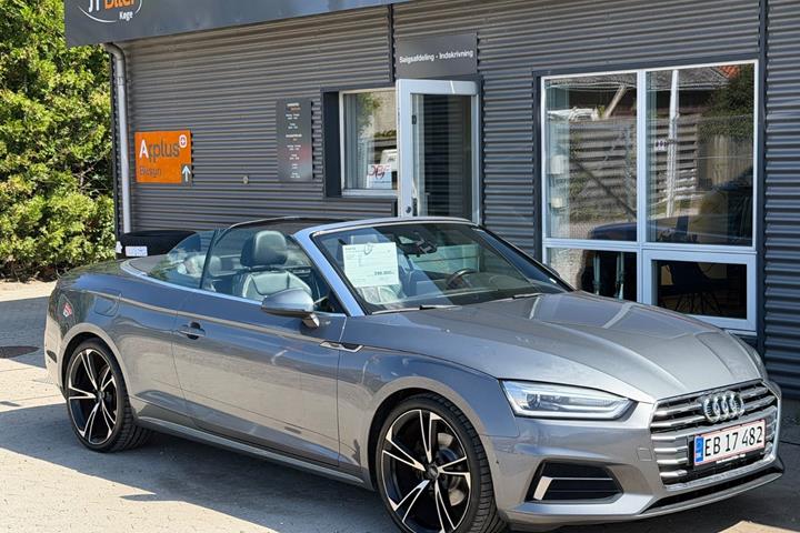 Grå Audi A5 fra 2018