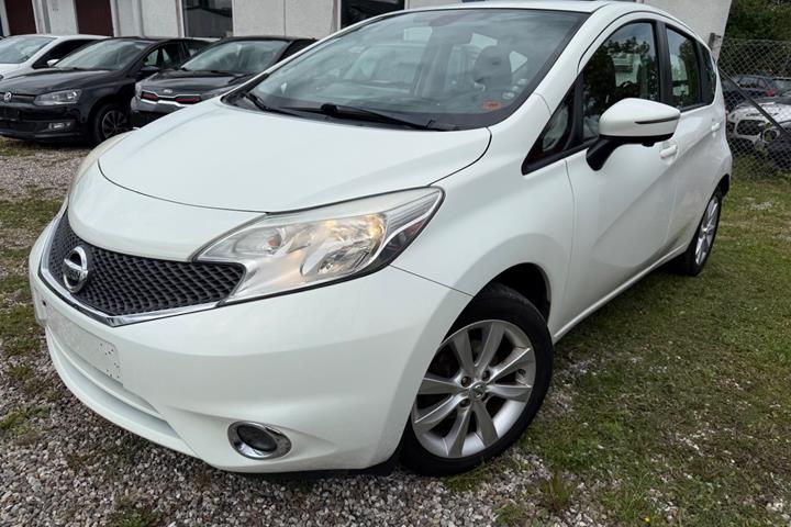 Hvid Nissan Note fra 2014