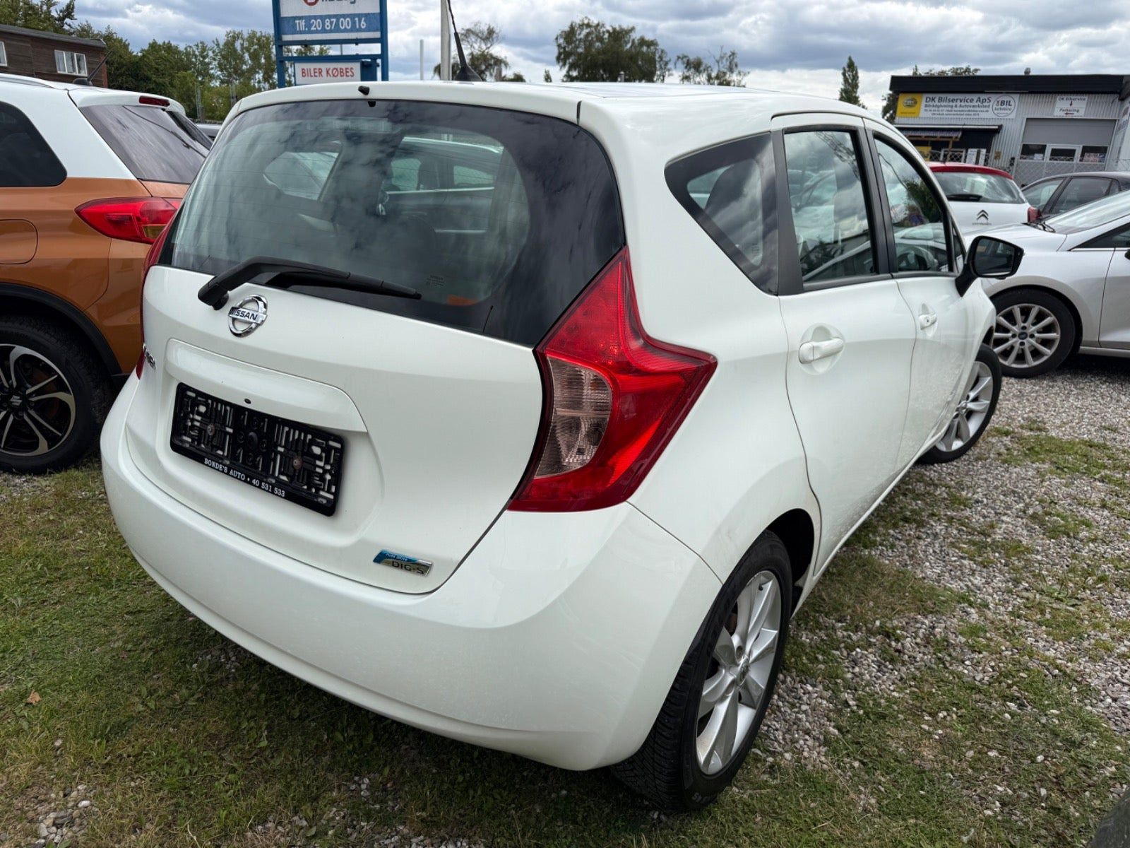 Hvid Nissan Note fra 2014
