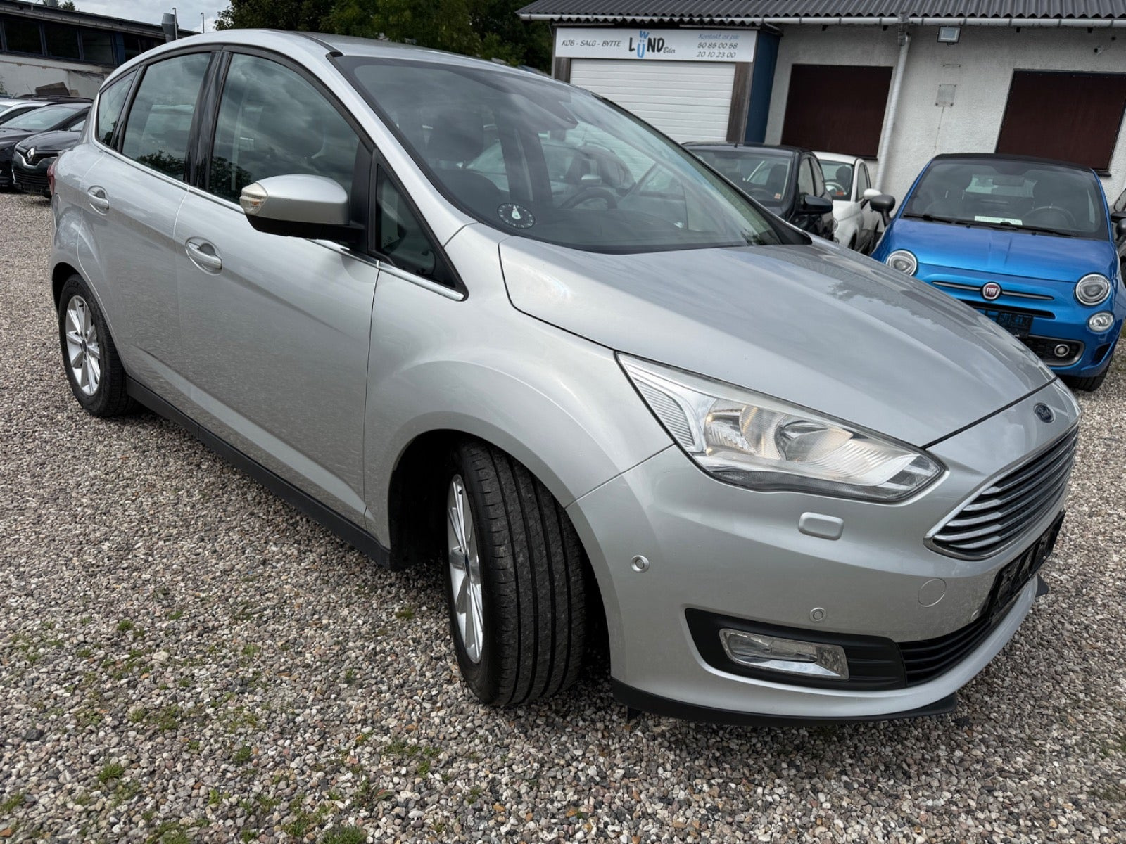 Sølv Ford C-MAX fra 2016