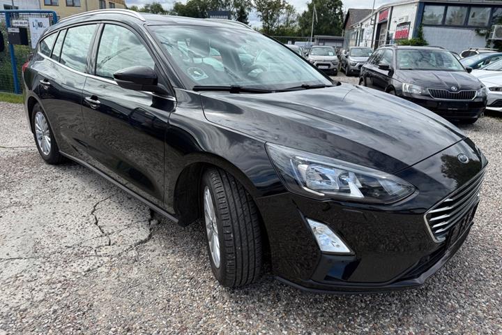 Sort Ford Focus fra 2020