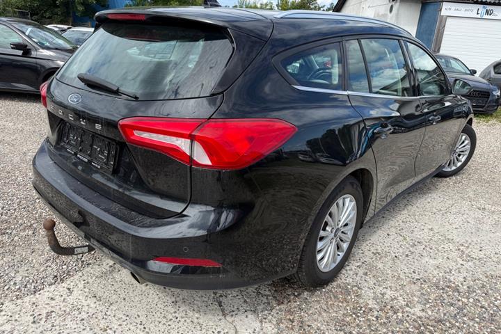 Sort Ford Focus fra 2020