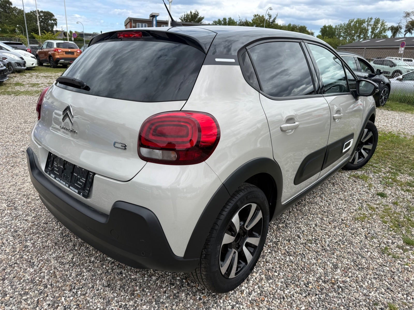 Beige Citroën C3 fra 2020