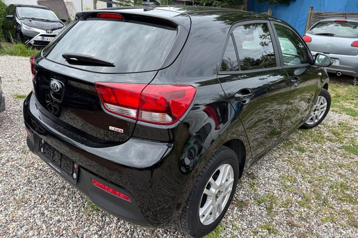 Sort Kia Rio fra 2019