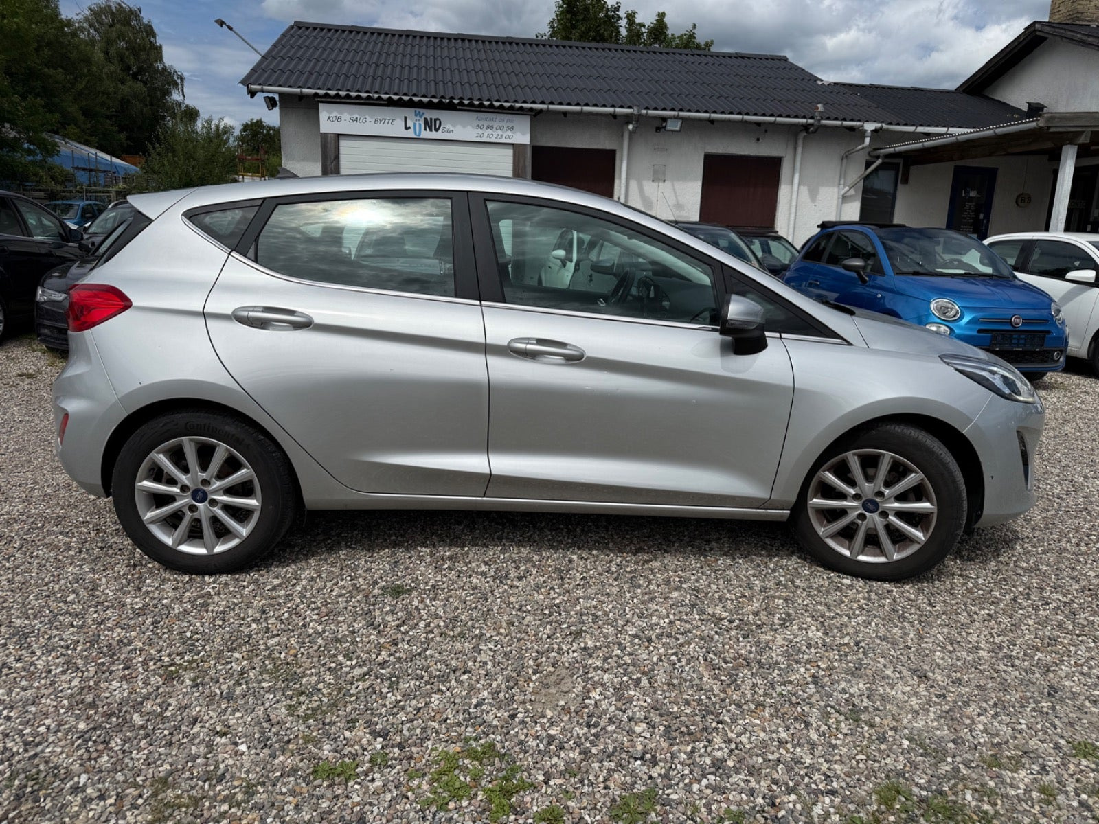 Sølv Ford Fiesta fra 2020