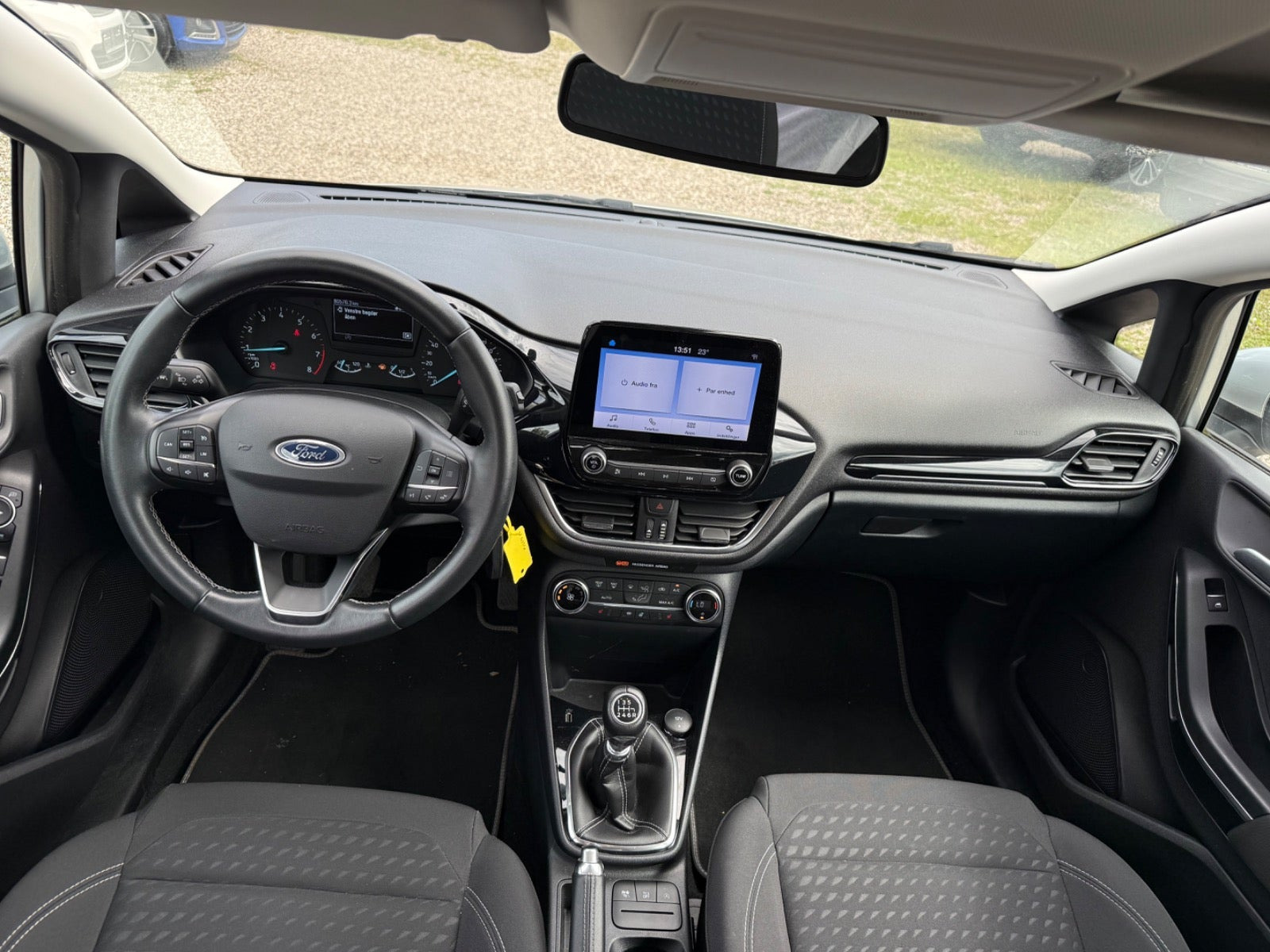 Sølv Ford Fiesta fra 2020