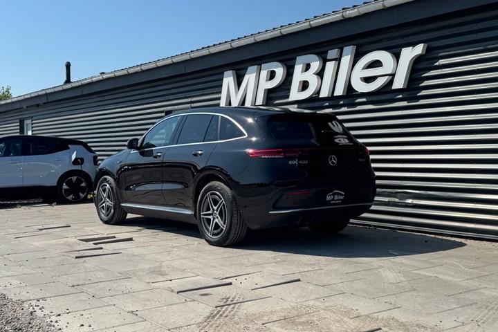 Sort Mercedes EQC400 fra 2020