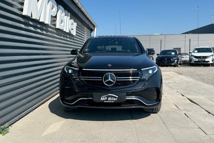 Sort Mercedes EQC400 fra 2020
