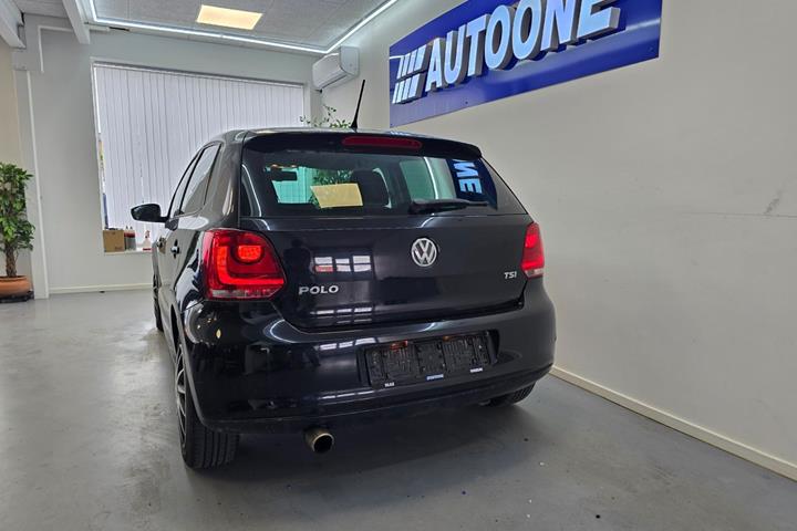 Sort VW Polo fra 2012