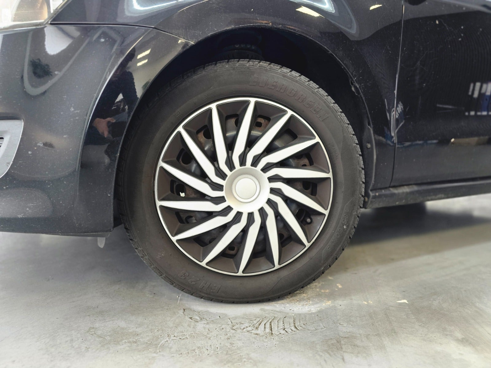 Sort VW Polo fra 2012