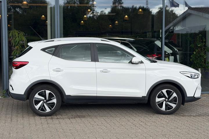 Hvid MG ZS fra 2022