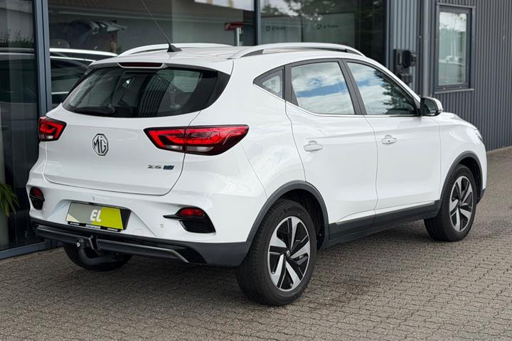 Hvid MG ZS fra 2022