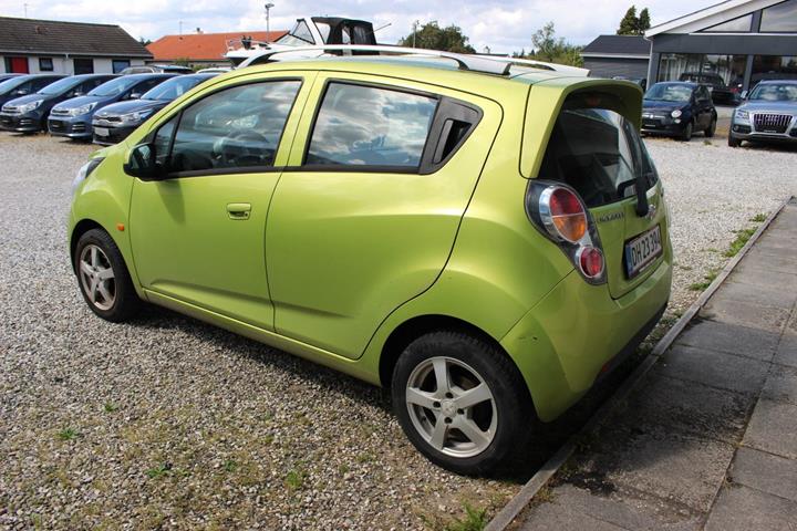 Grøn Chevrolet Spark fra 2012