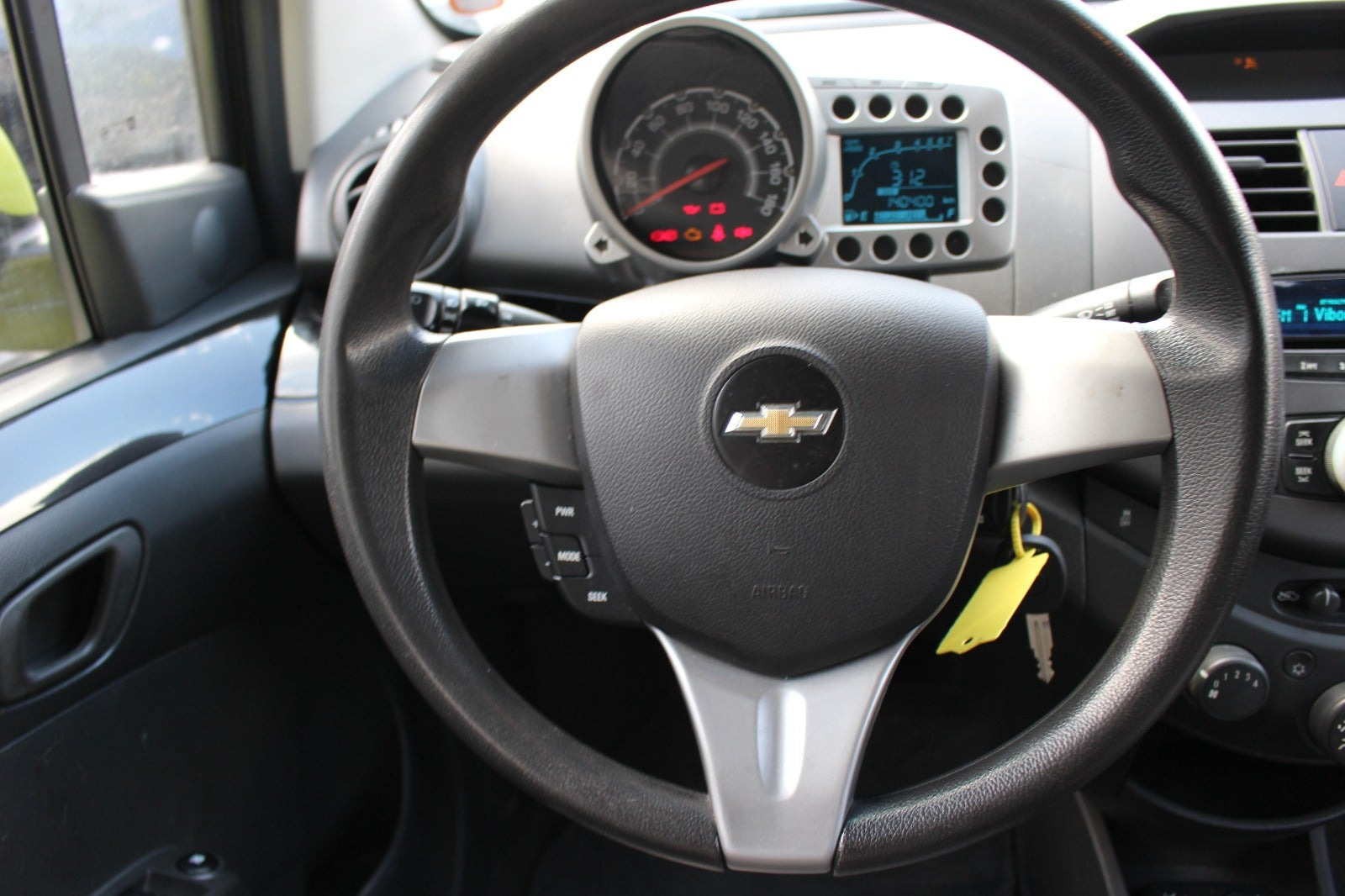 Grøn Chevrolet Spark fra 2012