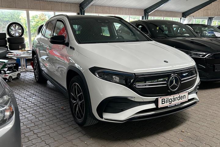 Hvid Mercedes EQA250 fra 2021