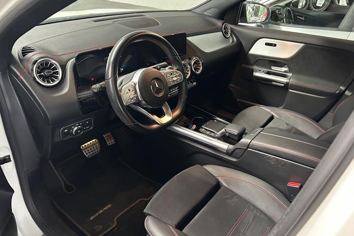 Hvid Mercedes EQA250 fra 2021