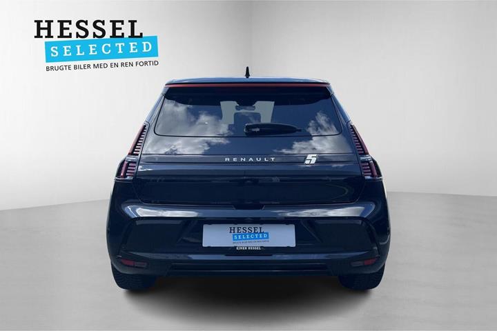 Sort Renault 5 E-Tech fra 2025
