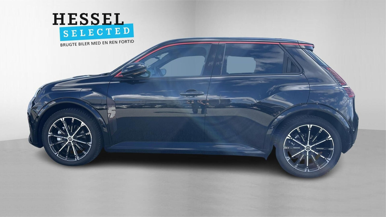 Sort Renault 5 E-Tech fra 2025