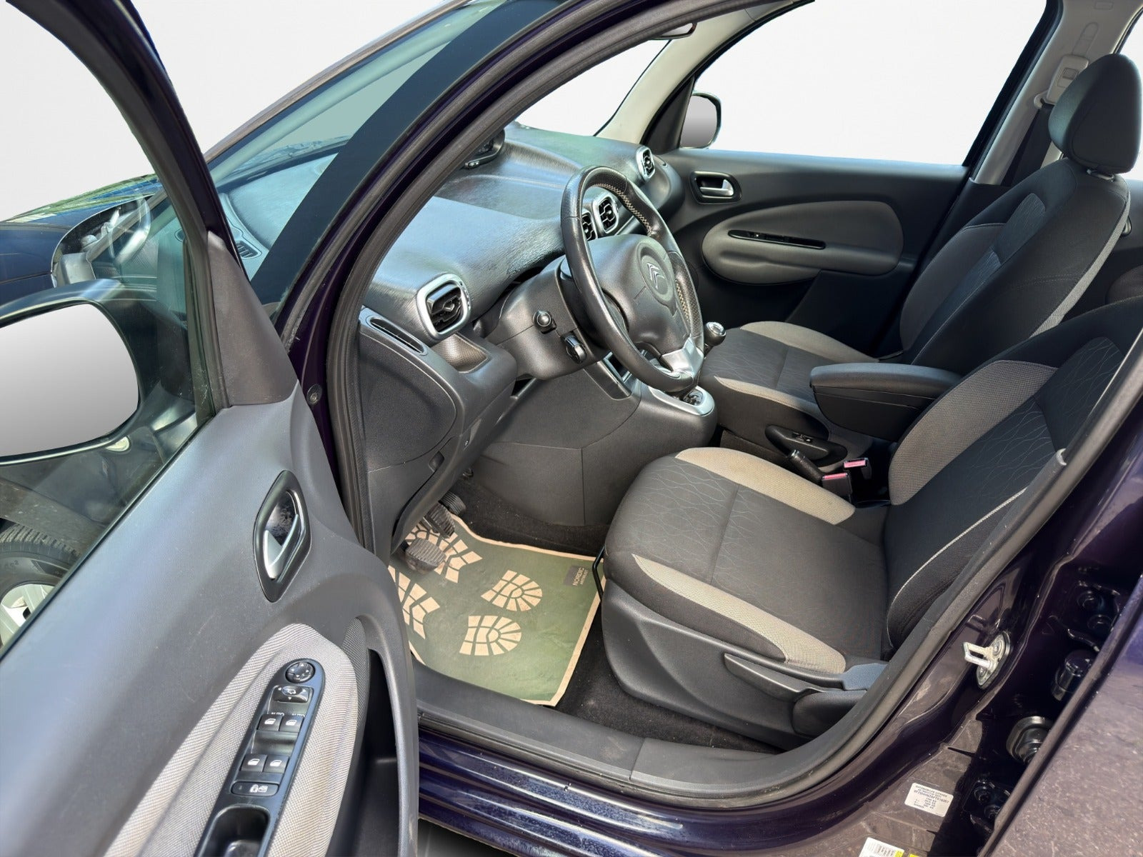 Blå Citroën C3 Picasso fra 2016
