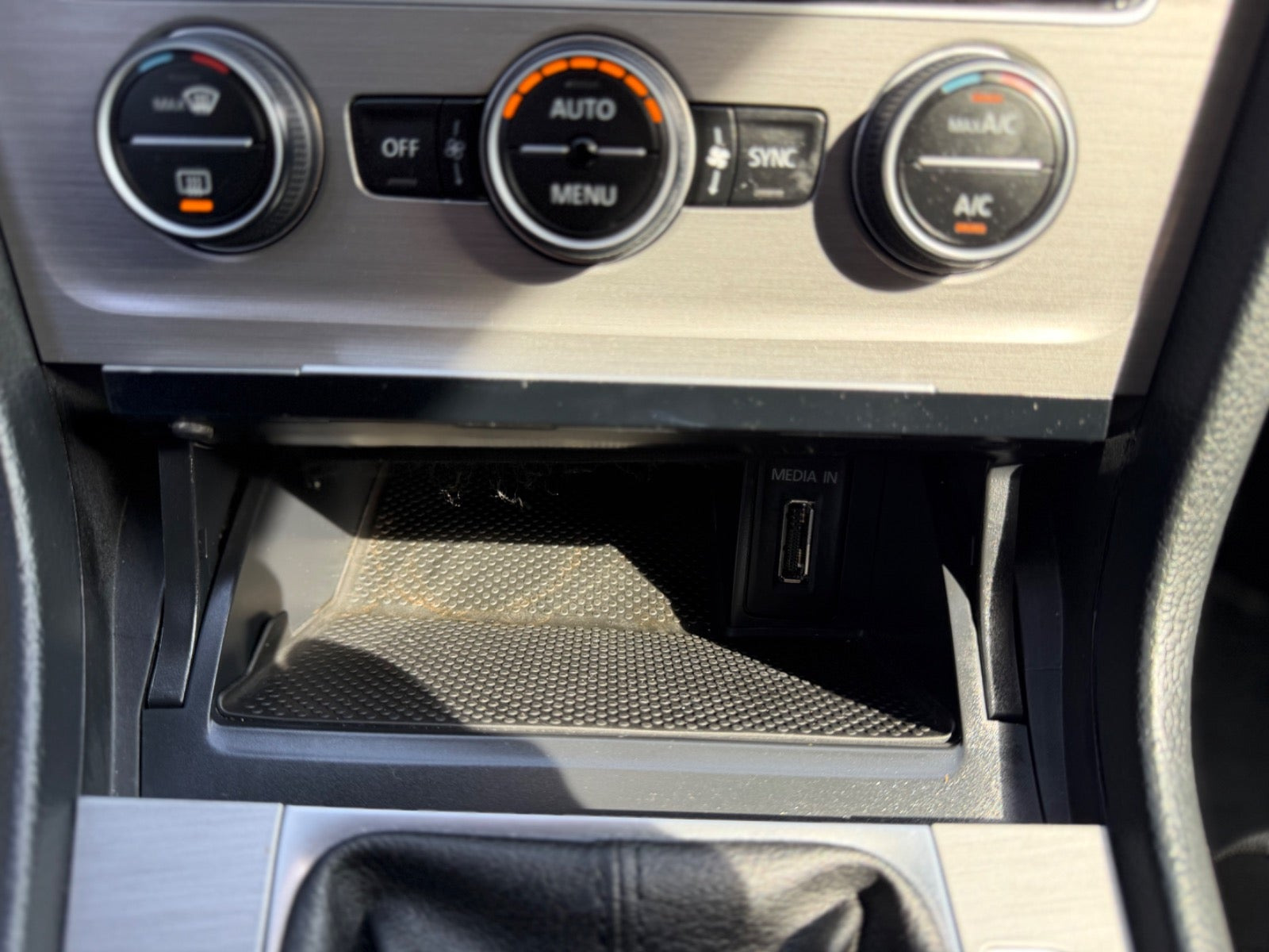 Rød VW Golf VII fra 2015