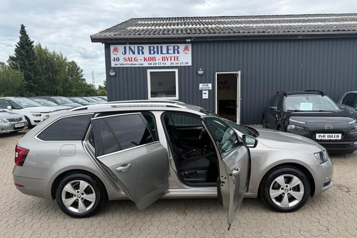 undefined Skoda Octavia fra 2018