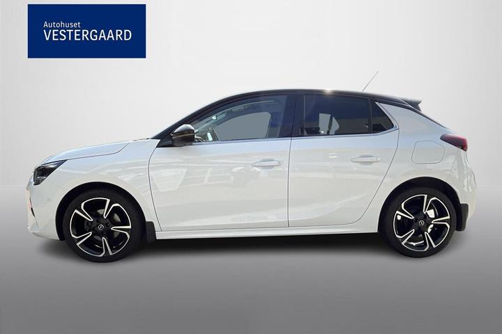 Hvid Opel Corsa fra 2021