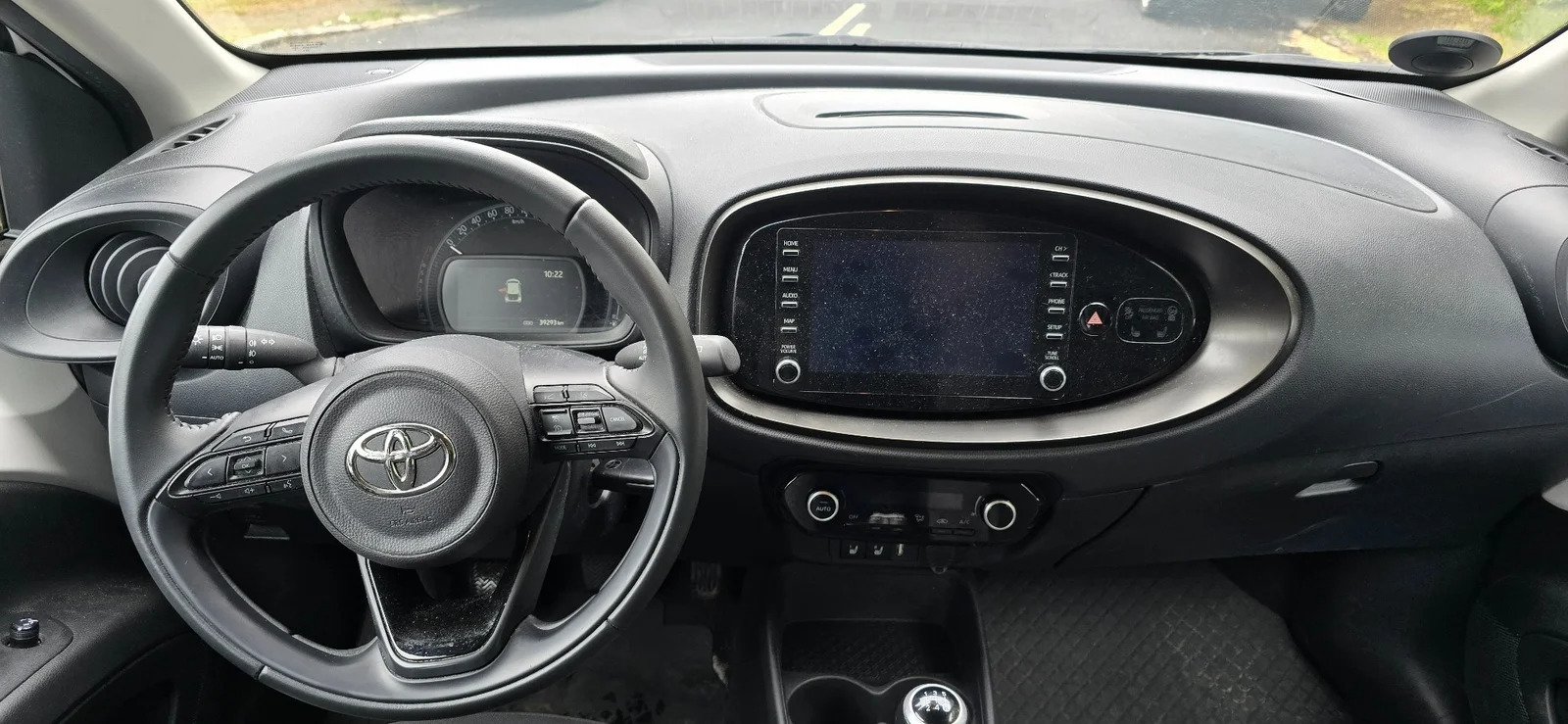 Hvid Toyota Aygo X fra 2022