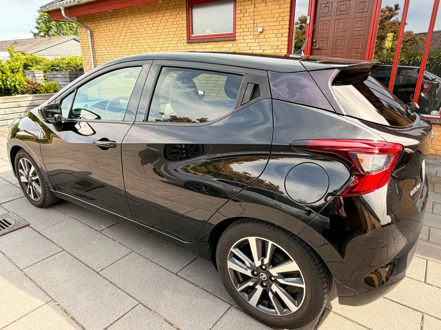 Sort Nissan Micra fra 2020