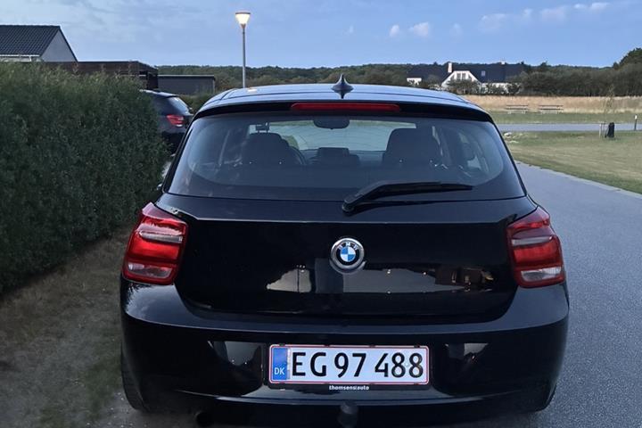 Sort BMW 1-Serie fra 2013