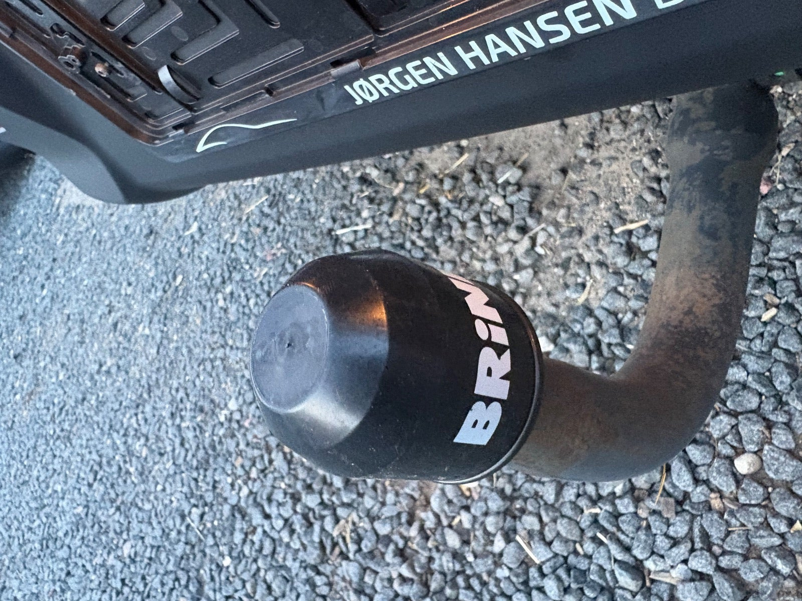 Grå Kia Rio fra 2017