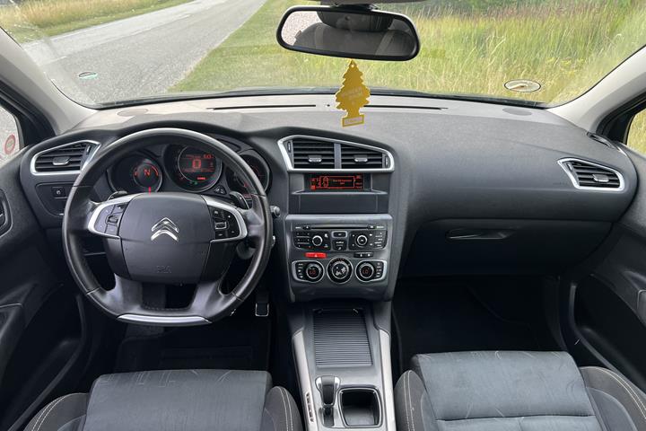 Grå Citroën C4 fra 2014