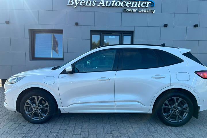Hvid Ford Kuga fra 2020