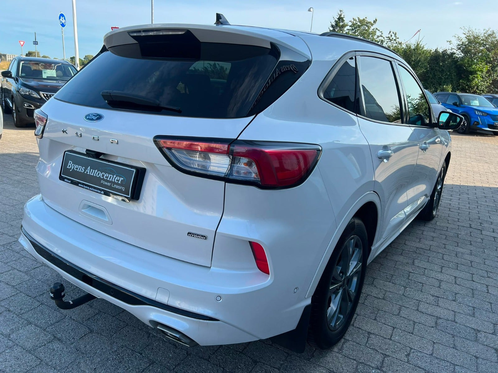 Hvid Ford Kuga fra 2020