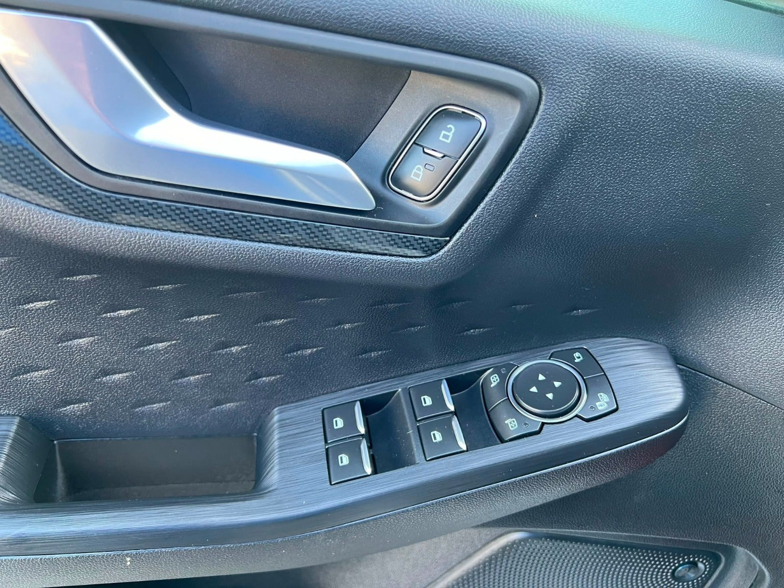 Hvid Ford Kuga fra 2020