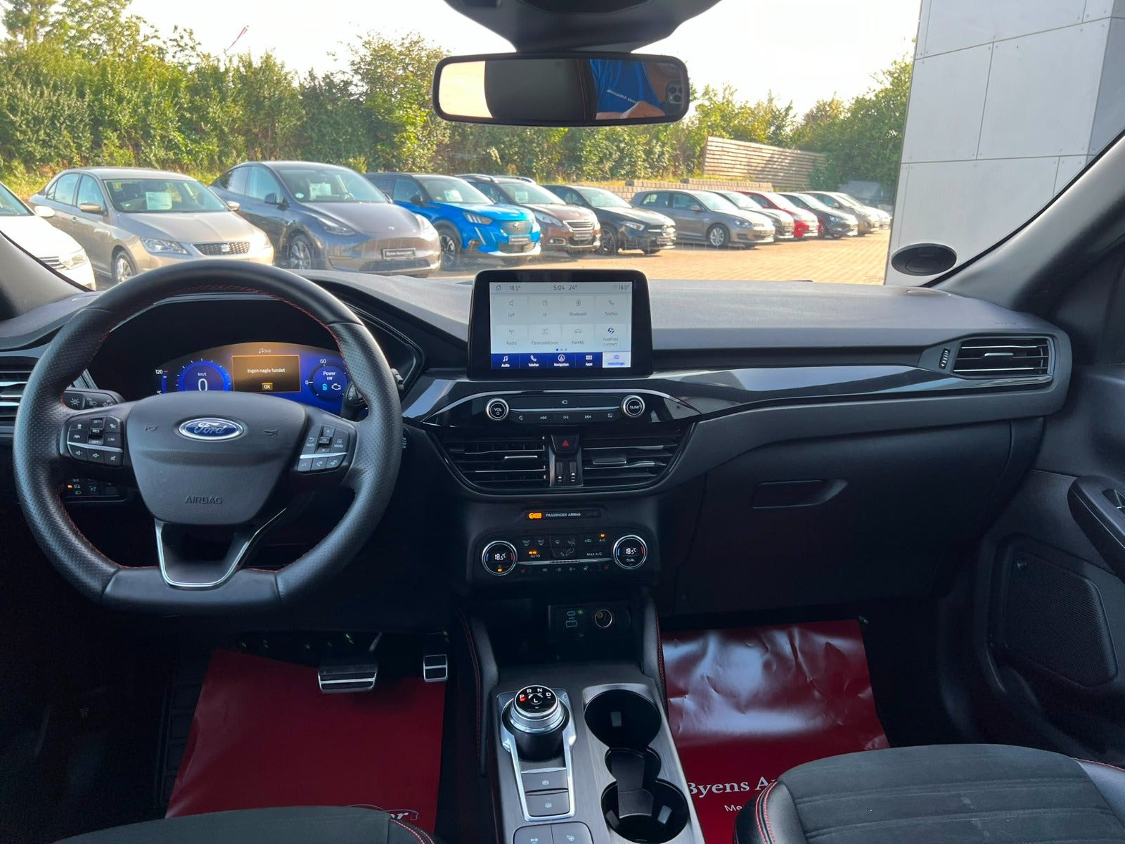Hvid Ford Kuga fra 2020