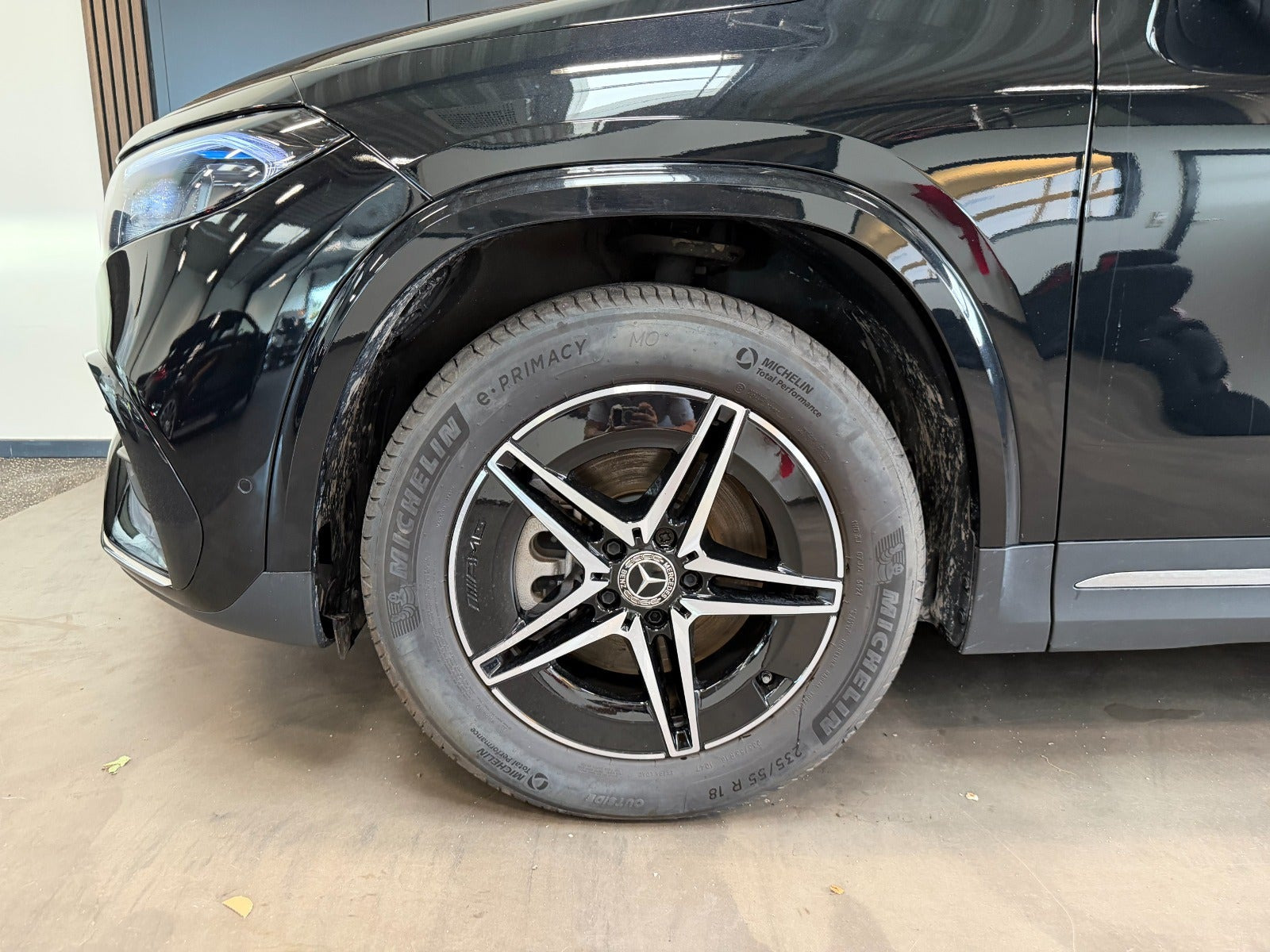 Sort Mercedes EQA250+ fra 2024