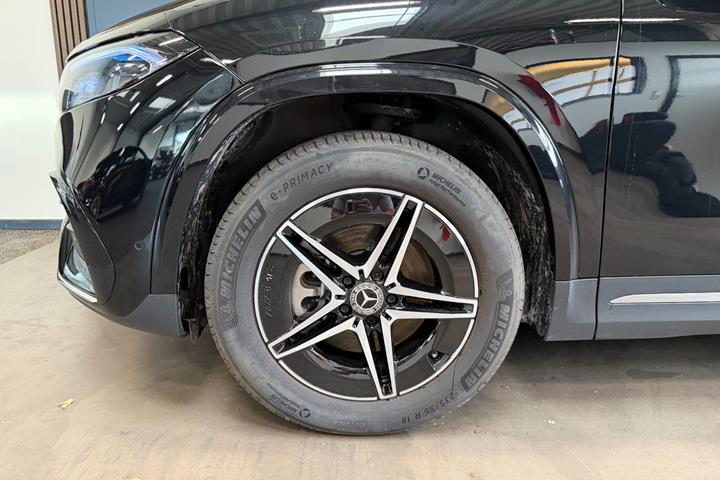 Sort Mercedes EQA250+ fra 2024