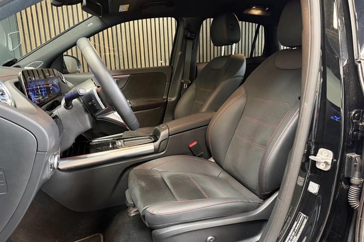 Sort Mercedes EQA250+ fra 2024