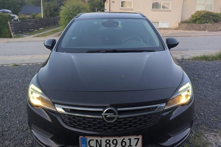 undefined Opel Astra fra 2017
