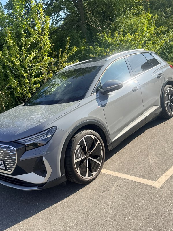 undefined Audi Q4 e-tron fra 2021