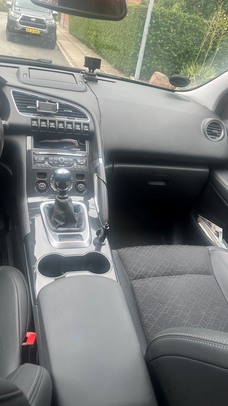 undefined Peugeot 3008 fra 2016