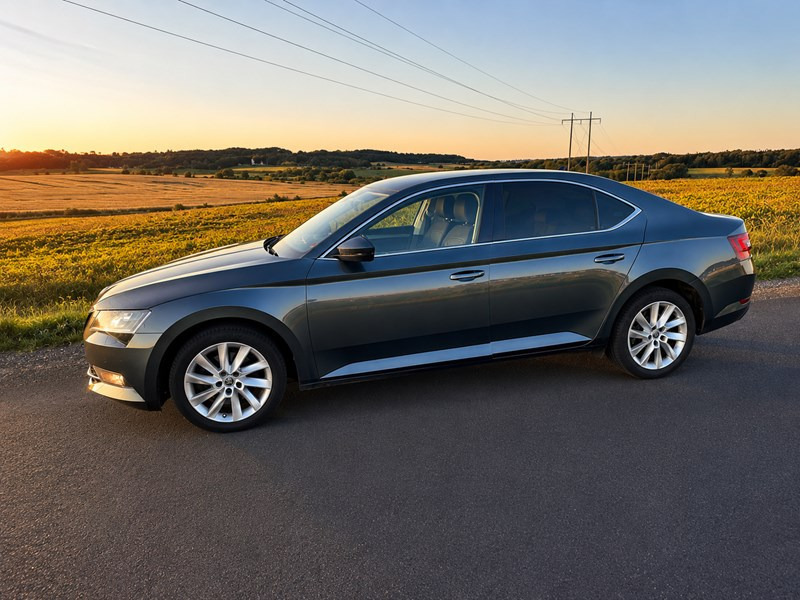 Skoda Superb 1.6 TDI 120 DSG7