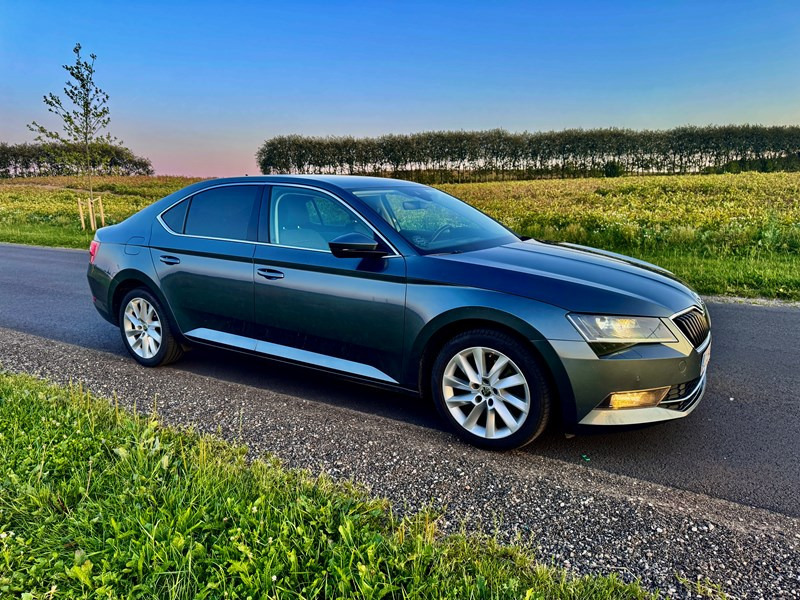 undefined Skoda Superb fra 2019