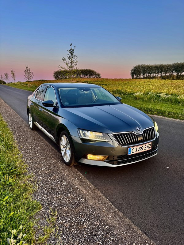 undefined Skoda Superb fra 2019
