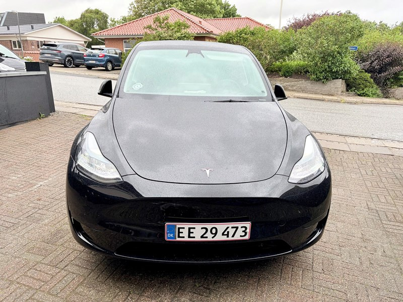 undefined Tesla Model Y fra 2023