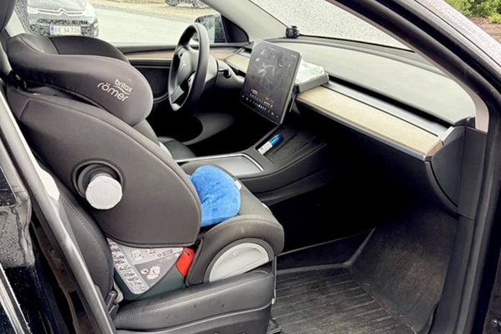 undefined Tesla Model Y fra 2023