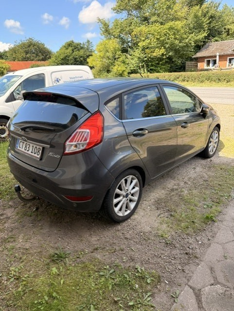 undefined Ford Fiesta fra 2015