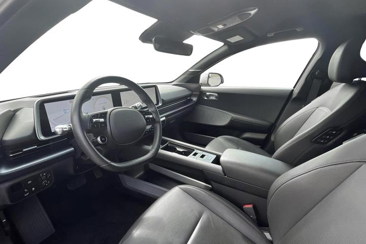 Orange Hyundai Ioniq 6 fra 2023